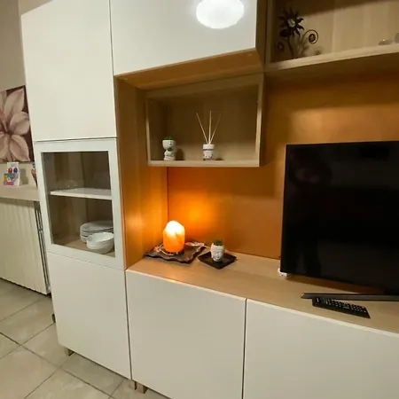 Davanti Al Chorus Life, Vicino Al Centro Citta דירה